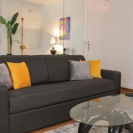 Charming In The Heart Of The 11th Appartamento