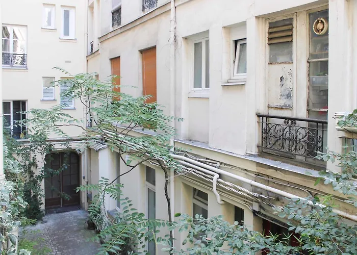 Charming In The Heart Of The 11th *
